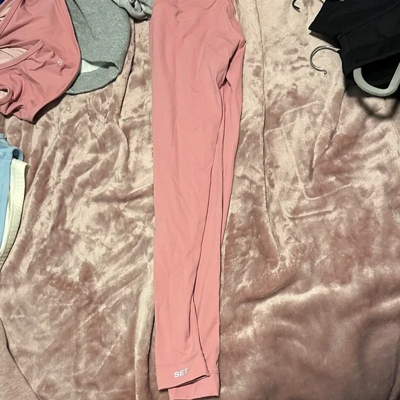 Women's Pink Set Active - Picture 4 of 5